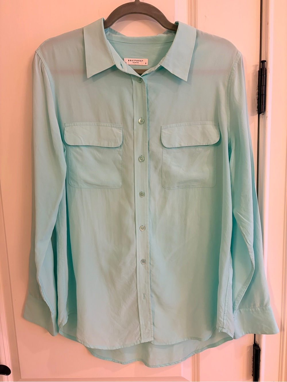 Equipment Femme 100% Silk Signature Button Front Blouse Aqua Mint Size L